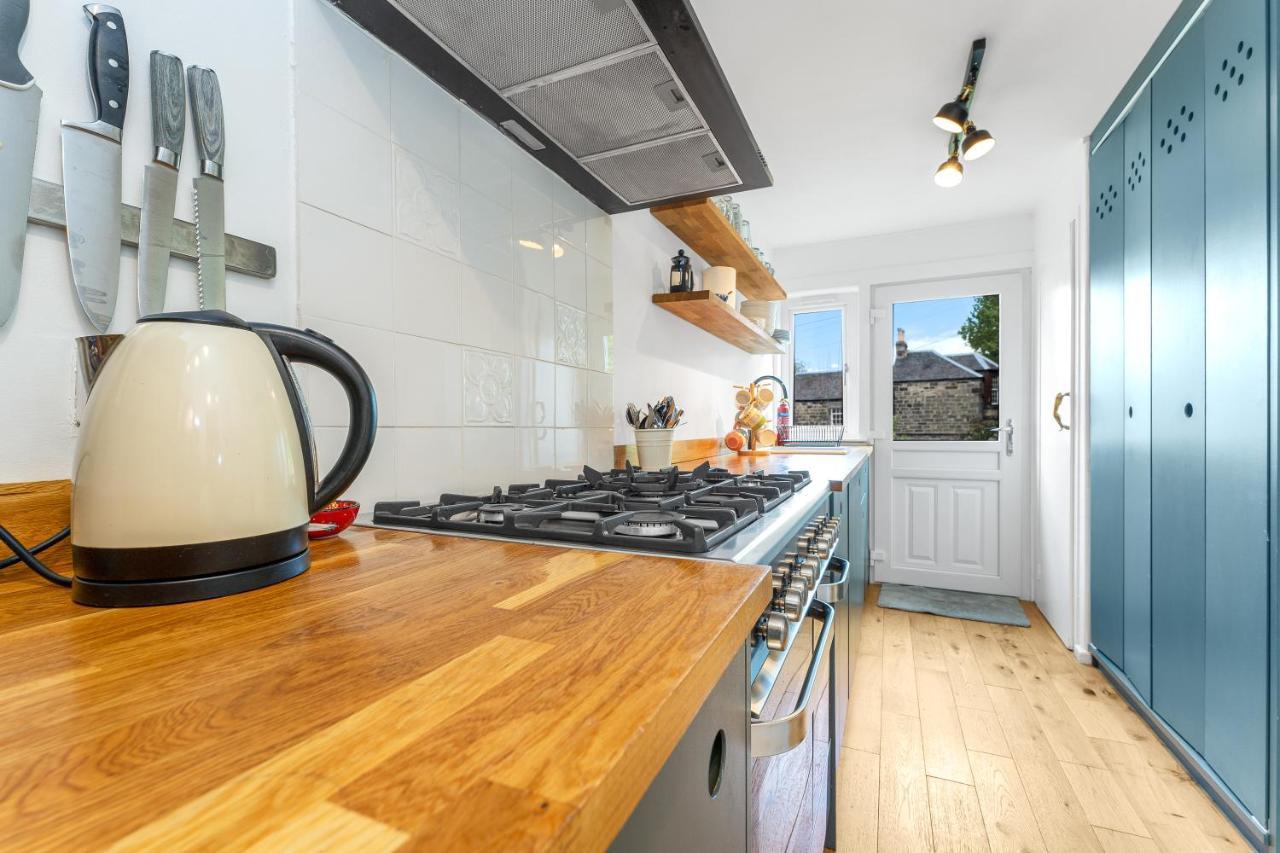 Cozy With Character Cheerful Home With Garden At Leith Links Park エディンバラ エクステリア 写真